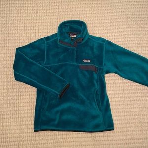 Patagonia Re-tool Snap T pull over fleece.